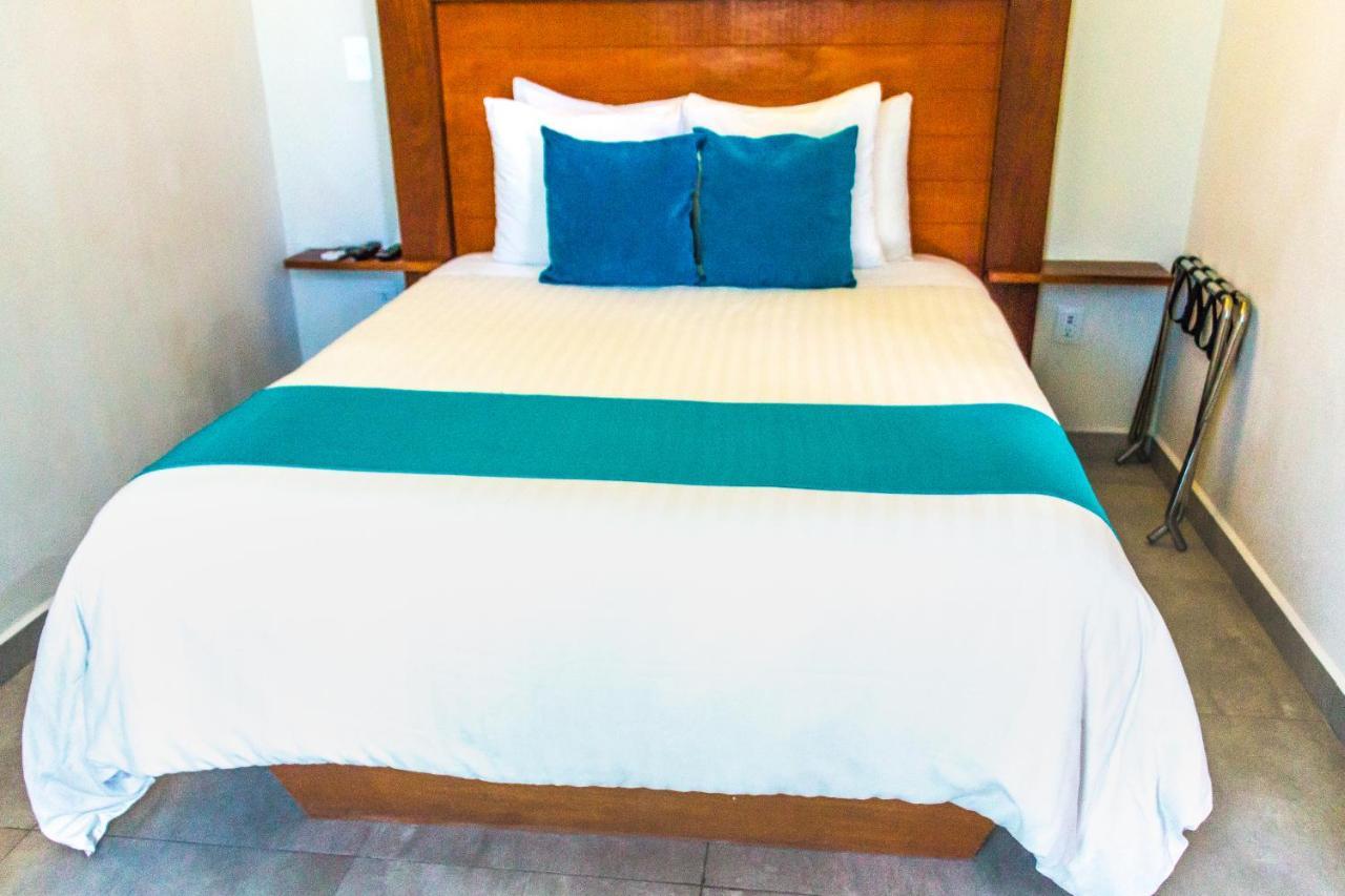 Aquastar Hotel & Apartments Mahahual Eksteriør billede