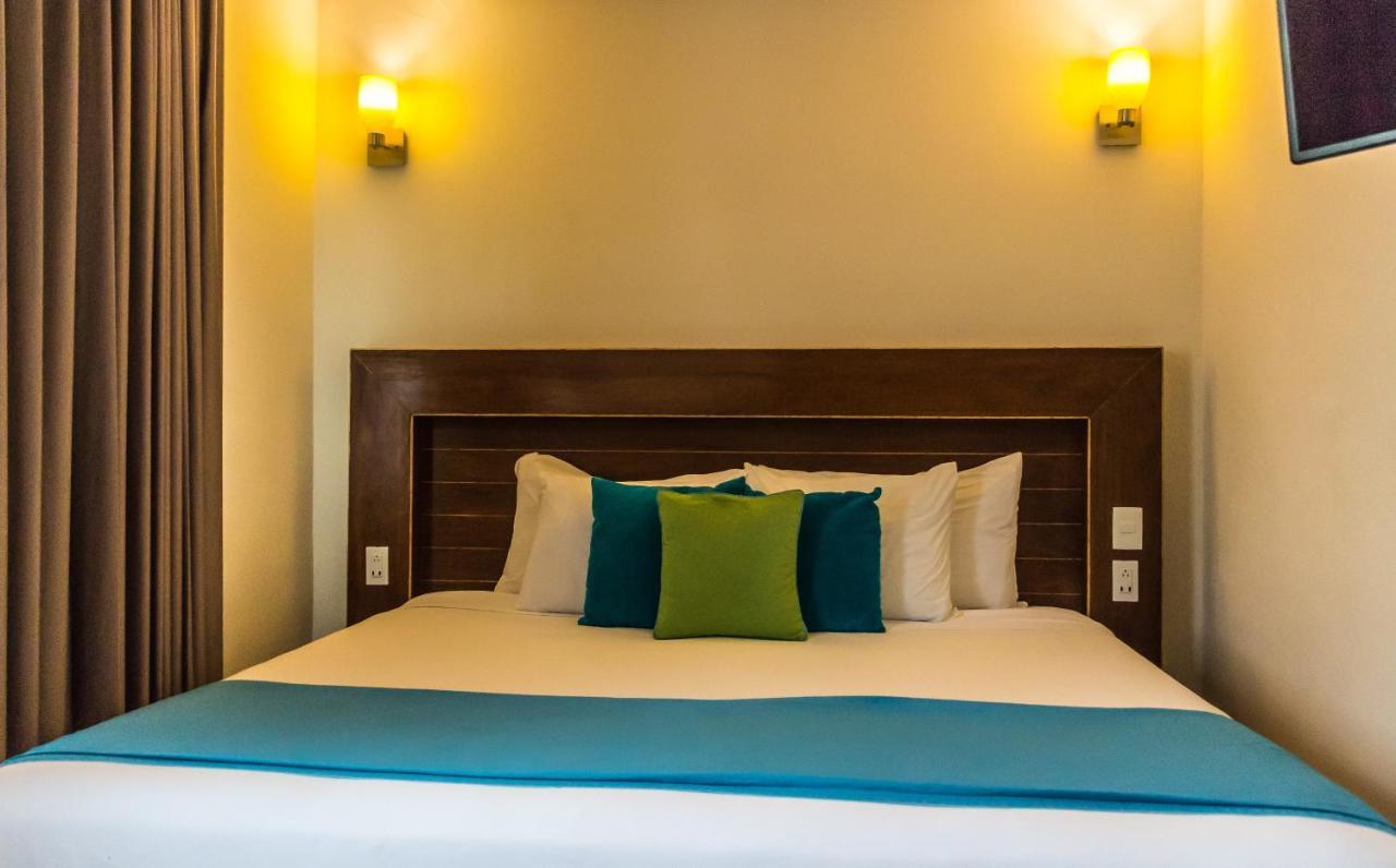 Aquastar Hotel & Apartments Mahahual Eksteriør billede