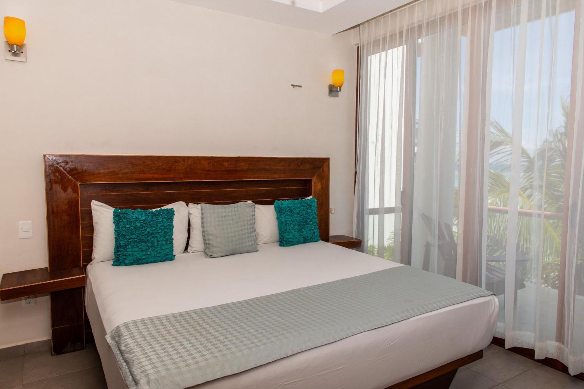Aquastar Hotel & Apartments Mahahual Eksteriør billede