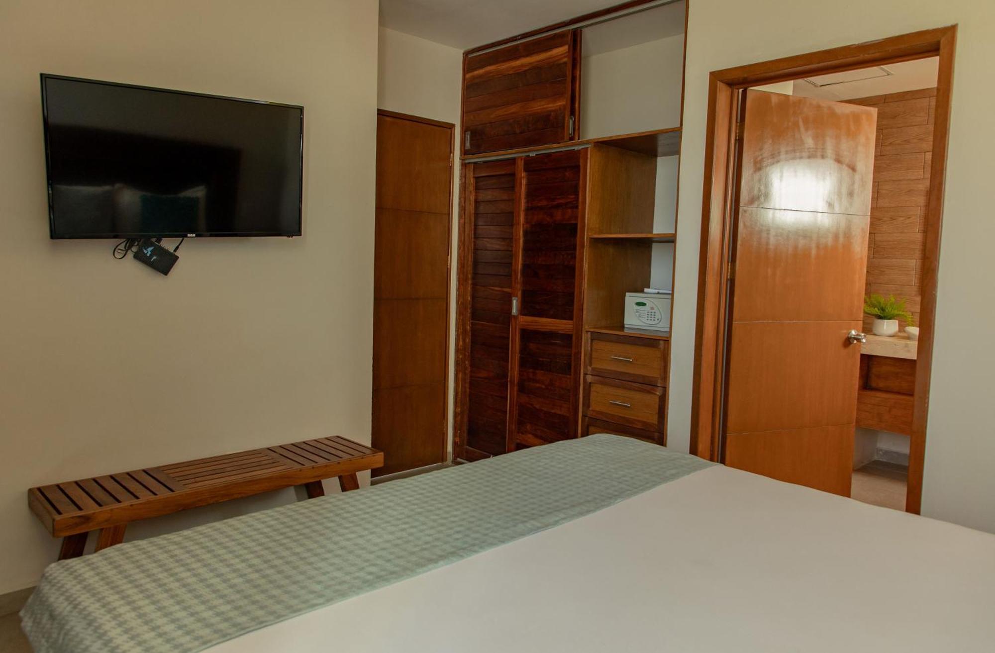 Aquastar Hotel & Apartments Mahahual Eksteriør billede