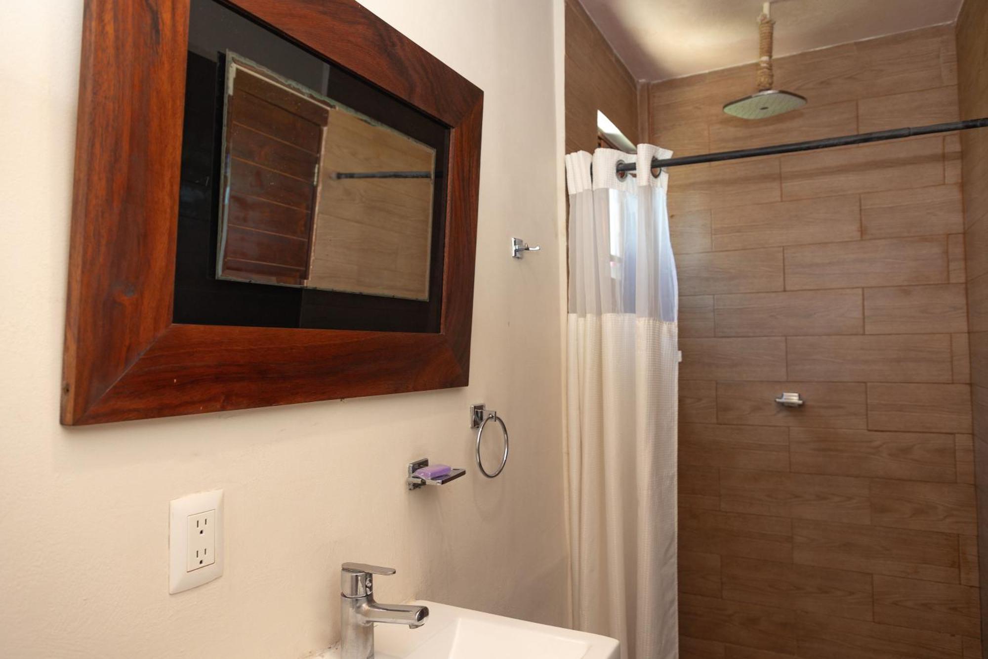Aquastar Hotel & Apartments Mahahual Eksteriør billede